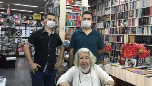 İzmir'in En Eskisi Yavuz Kitapevi