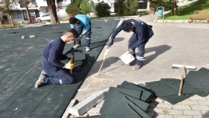 Bornova'da parklar yenileniyor