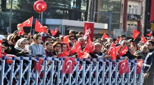 İzmir 29 Ekim Cumhuriyet Bayramı'na hazır