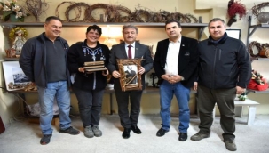 Atıklar sanat eserine dönüşüyor