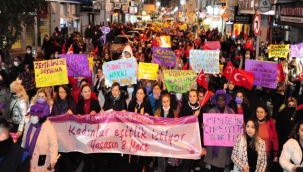 Balçovalı kadınların gece yürüyüşü