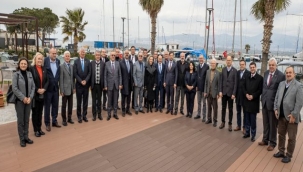 Başkan Soyer, CHP örgütüyle bir araya geldi