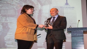 Başkan Soyer, festivale katıldı