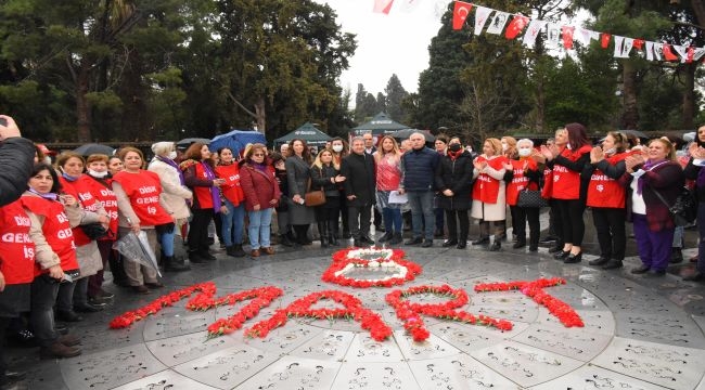 Bornovalı kadınlar 8 Mart'ta alanlara çıktı