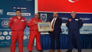 Türk Yıldızları EGEKAF'ta gençlerle buluştu