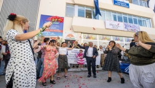 8 Nisan Dünya Romanlar Günü