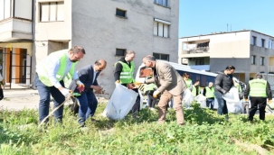 Başkan Gümrükçü'den 200 kişilik temizlik seferberliği
