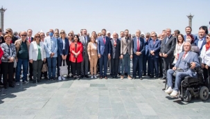 CHP İzmir'in 23 Nisan töreni