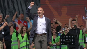 İzmir'de 1 Mayıs kutlamaları