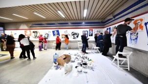 Karikatüristlerden İzmir'e hatıra