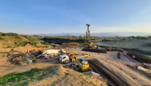 Yenileme çalışmaları sürüyor