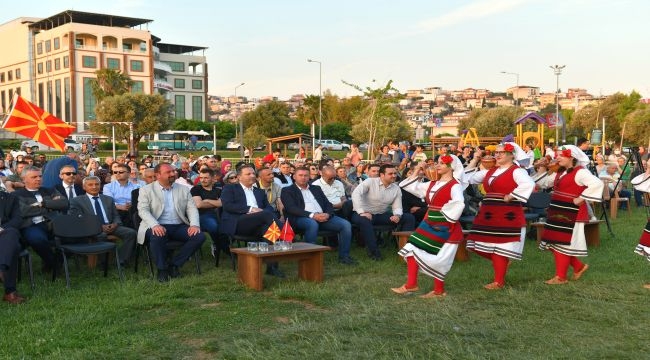 Başkan Gümrükçü: "Mutluluk duyuyoruz"