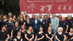 Bornova'da Halk Dansları Festivali