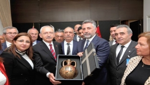 CHP Bayraklı'dan Ankara çıkarması