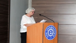 Ege'de Antropoloji alanının önemli ismi Prof. Dr. Durham, konferans verdi