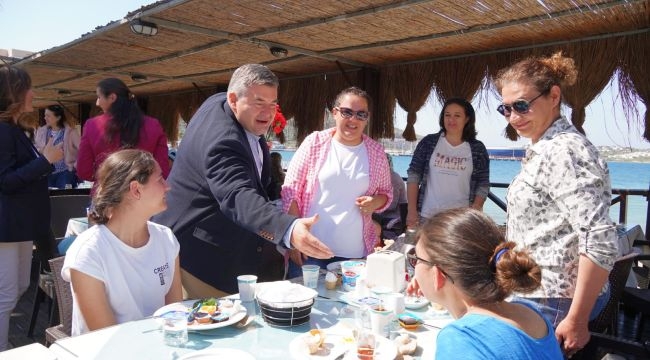 "Etle tırnağız, biz ayrılamayız"