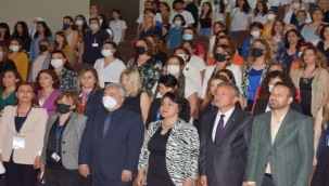 "EÜ 500'den fazla hemşireyi göreve başlattı"