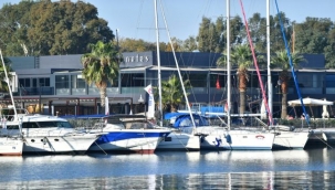 İzmirlilerin gözdesi mavi bayraklı "İzmir Marina"