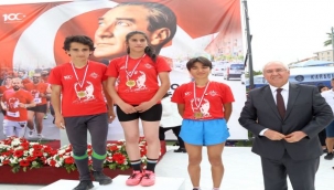 Karabağlar'da ''Bağımsızlık Koşusu''