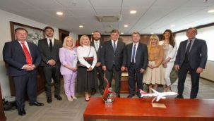 Karşıyaka 'Kardeş Şehir Protokolü'ne imza attı