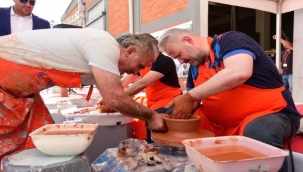 Menemen'de Çömlekçi Tornası Gösterisi