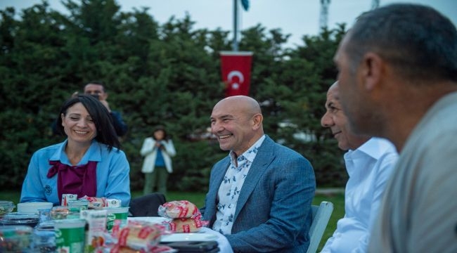 Son iftar sofrası emekçileri için kuruldu