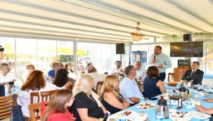 "6 ayda 6 meclis kurmak büyük başarı"