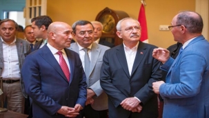  İnönü'nün ardından gelen ilk CHP Genel Başkanı  