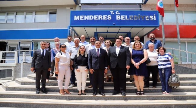 Kardeş belediyeler Menderes'te buluştu