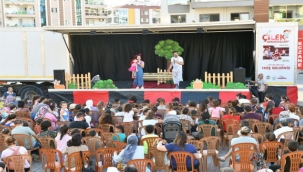 Çiğli Belediyesi Tiyatro Tırı Mahalle Turuna Çıktı