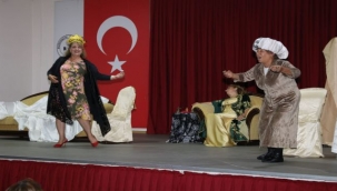 ''Corona da öldürmedi'' Burhaniye'yi büyüledi