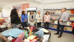 Gaziemir'in "İyilik Kapısı" Sosyal Market 2 yaşında 