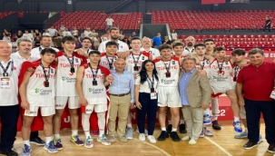 İzmir'in ev sahipliğine büyük övgü