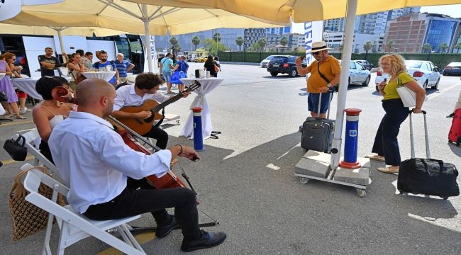 Karşılıklı seferlerden her iki yaka da memnun 