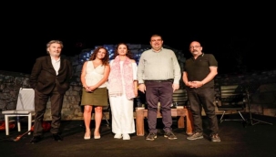 Yetişkin: ''Atatürk'ün laik değerleri yıkılmayan bir duvar'' 