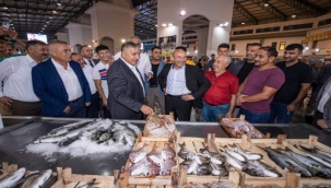 Başkan Soyer, av sezonunu açan balıkçıları ziyaret etti