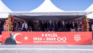 Cumhuriyet Meydanı'nda 100. yıl şöleni 