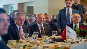 Kılıçdaroğlu, İzmirli iş insanlarıyla buluştu