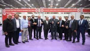 Başkan İduğ, İZTO üyeleriyle kucaklaştı