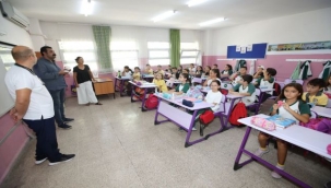 Bayraklı Belediyesi'nden can dostlara mama desteği 