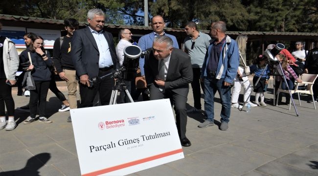 Bornova'da güneş tutulması heyecanı 