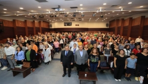 Konak'ta "Güçlü kadın, güçlü anne, güçlü çocuk" konuşuldu