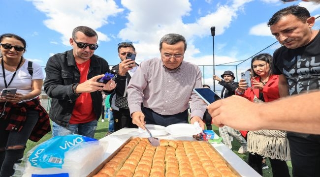 Sezona baklavalı başlangıç 