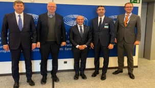 Tunç Soyer'in Bürüksel'deki ziyaretleri 