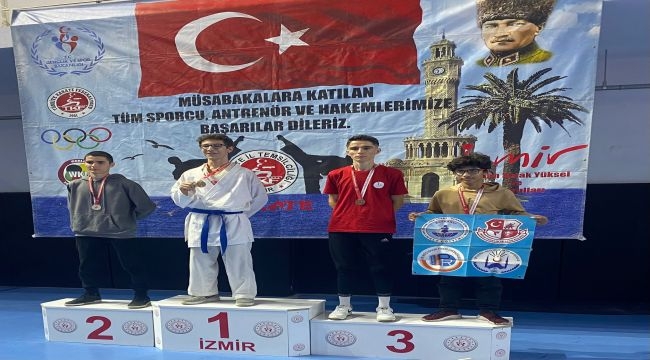 Bayraklı'nın başarılı sporcuları 