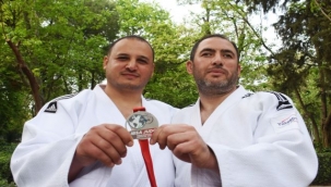 İzmir'in milli sporcuları Paris yolunda 