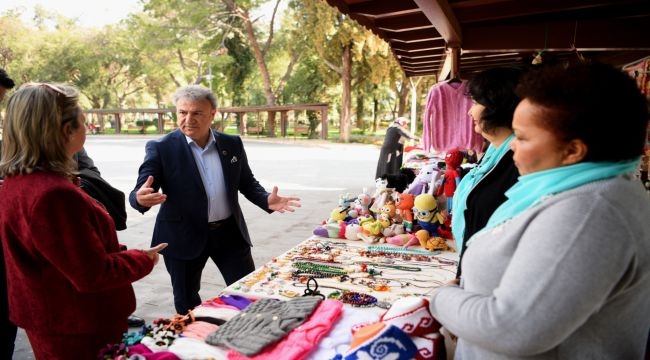 Bornova'da ''Yılbaşı Hediyelik Eşya Günleri'' başlıyor 