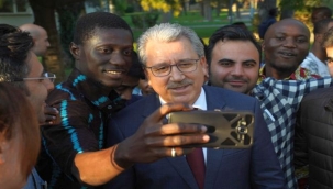 Erasmus programına en çok öğrenci gönderen ve alan ilk 5 üniversite içinde