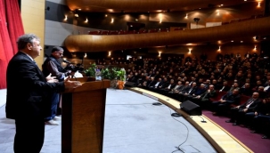 İduğ: "Türkiye sizleri ayakta tutmaya odaklanmalı" 