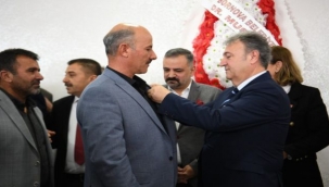 Bornova CHP'ye 300 yeni üye